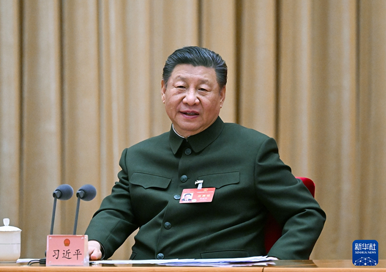 習(xí)近平出席解放軍和武警部隊代表團全體會議
